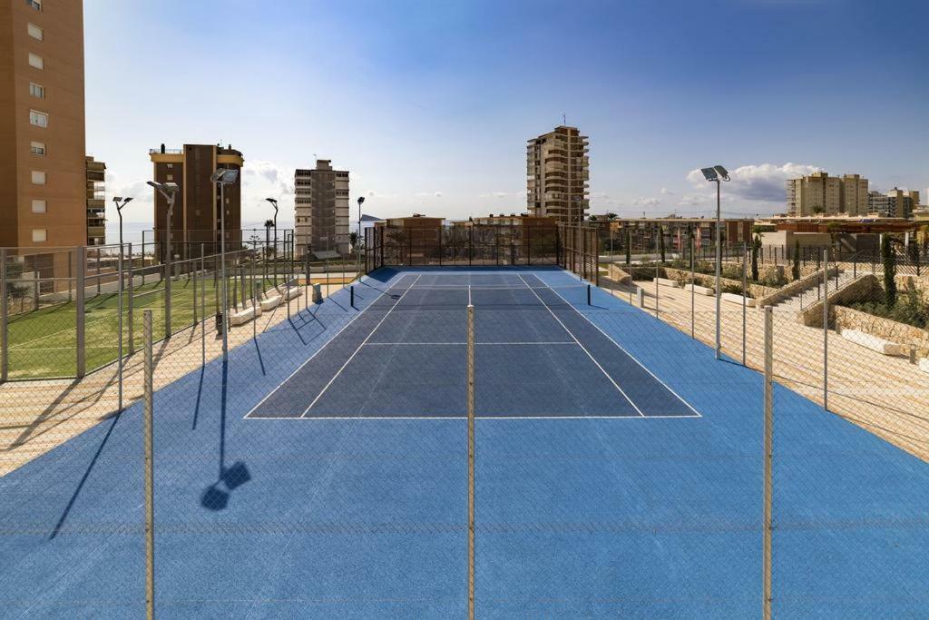 Sunset Drive Resort & Spa Бенидорм Экстерьер фото